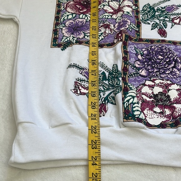 Land’n Sea Women’s Floral Sweatshirt Size Small - Picture 7 of 7